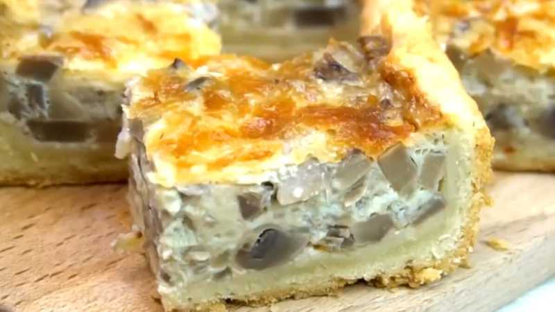 Открытый пирог с грибами – настоящий король праздничного стола!