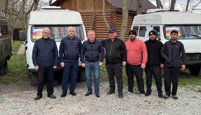Пять автомобилей бойцам СВО передала новороссийская национально-культурная осетинская автономия