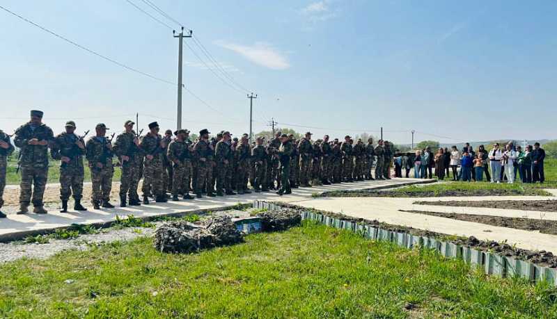 Порядка 100 казаков-добровольцев отправились в зону специальной военной операции