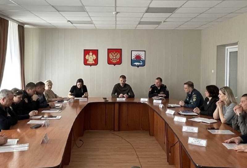 Рабочее совещание по вопросам готовности к курортному сезону прошло в Приморско-Ахтарске