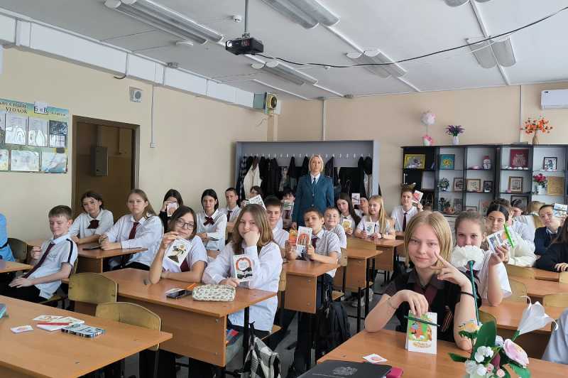 Сотрудники Управления провели урок по налоговой культуре и грамотности «юНГа»