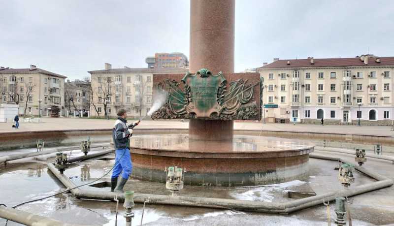 В этом сезоне 15 городских фонтанов будут радовать жителей и гостей Новороссийска