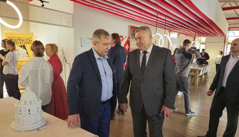 В городе-герое Новороссийске состоялось открытие выставки, посвященной 80-летию Победы и 125-летию со дня рождения архитектора Валентина Данини