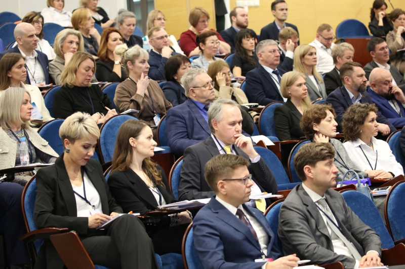 В Красноярске состоялась вторая научно-практическая конференция ФНС России в 2025 году
