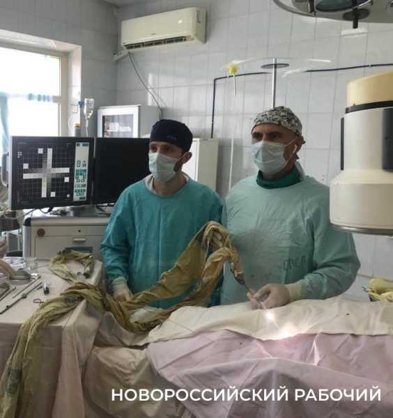 В Новороссийске пациенту удалили 24 камня из мочевого пузыря