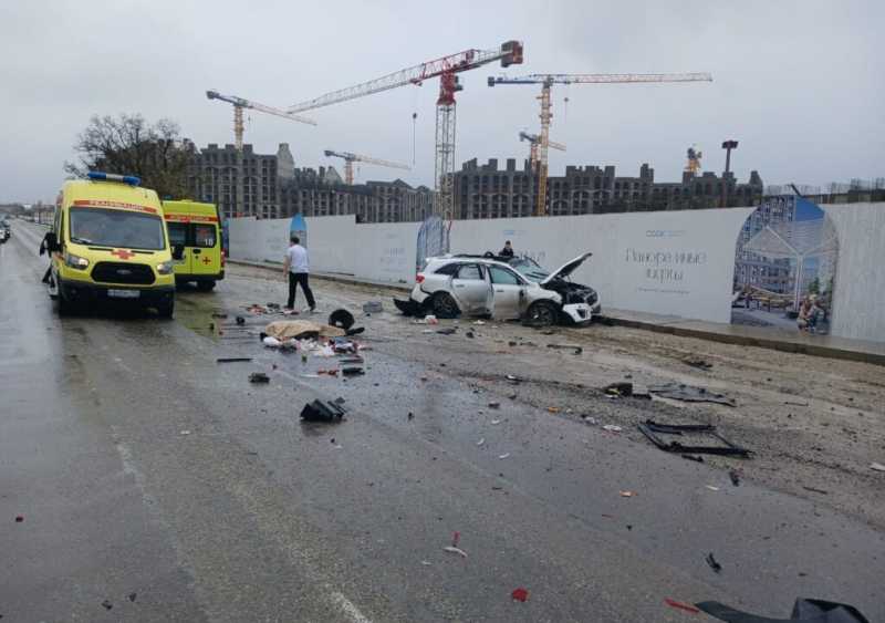 В Новороссийске погиб  пассажир иномарки