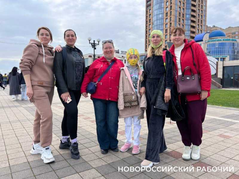 В Новороссийске провели субботу с пользой — прошли «10 тысяч шагов к жизни»!