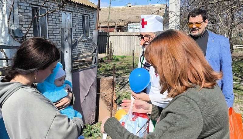 Волонтеры города-героя Новороссийска доставили гуманитарную помощь жителям прифронтовых сел Херсонской области