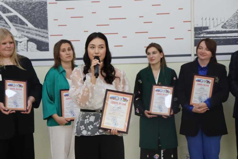 Воспитательница новороссийской «Чайки» – лучшая в Краснодарском крае