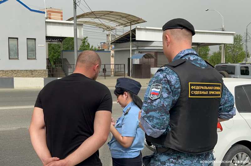 1,5 миллиона алиментов задолжал папаша из Новороссийска. Как их удалось «выбить»