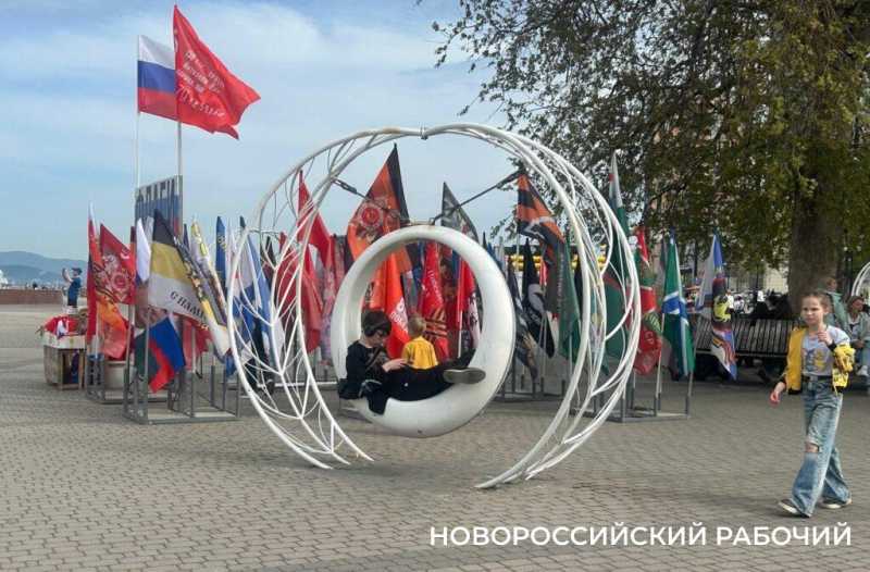 Где провести майские выходные в Новороссийске? Выходите на набережную!  