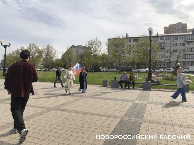 Где провести майские выходные в Новороссийске? Выходите на набережную!  