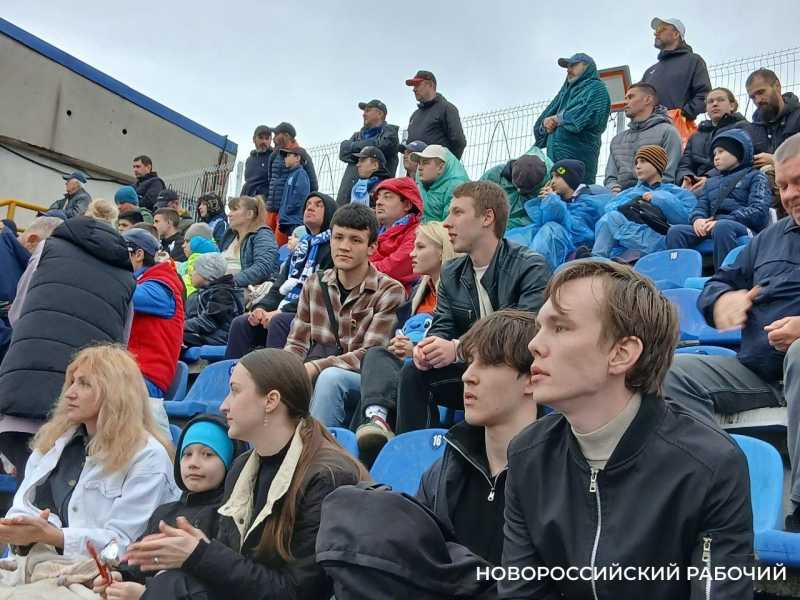 Генсек РФС Максим Митрофанов: «Получение лицензии для выхода в премьер-лигу – решаемый вопрос для новороссийского «Черноморца»