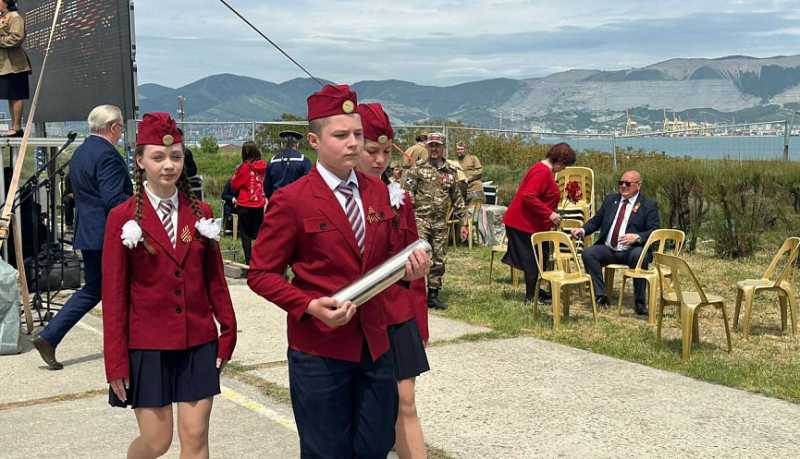 &laquo;Героев помним имена&raquo;: в Галерее боевой славы капсулу Памяти пополнили именами защитников города-героя Новороссийска