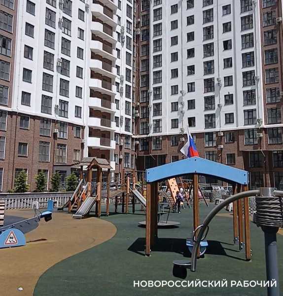 &laquo;Главное, что все живы&raquo;. В Новороссийске идут ремонты в квартирах, пострадавших во время воздушной атаки 3 мая