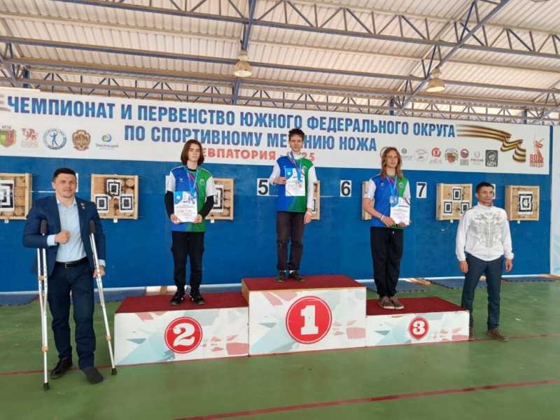 Метатели ножа из Новороссийска не нашли конкурентов на первенстве ЮФО