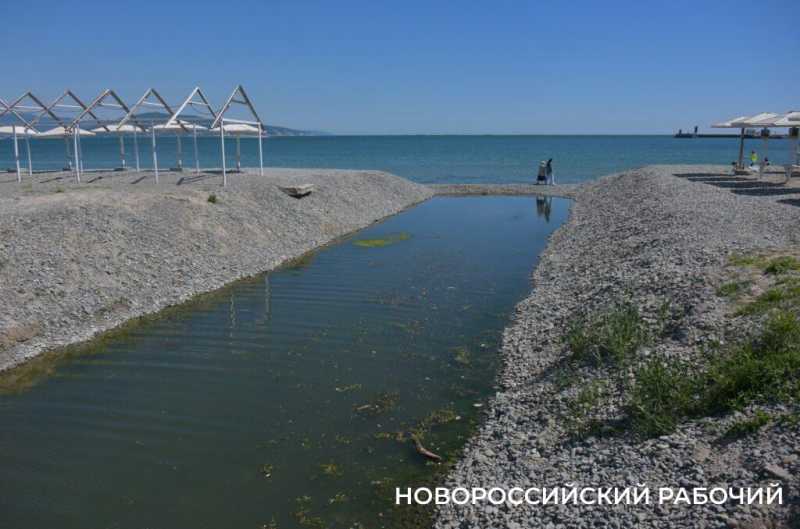 На лагуне Новороссийска Минприроды края планирует построить бетонное берегоукрепление и волноломы