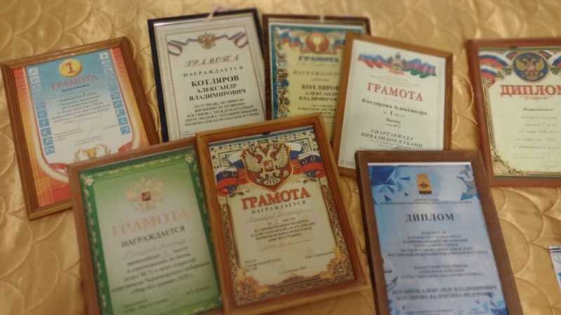Не инвалид! Колясочник из Новороссийска играет в бочча, пишет посты о деньгах носом и обожает детей