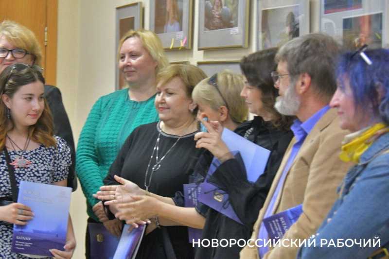 Никакого ИИ и любимые рыжие котики. Новороссийские фотохудожники приглашают на выставку