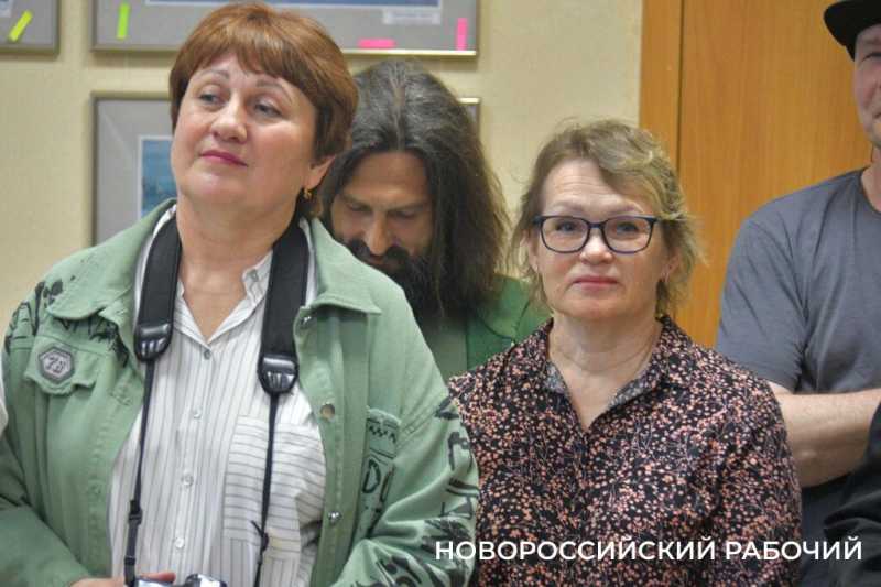 Никакого ИИ и любимые рыжие котики. Новороссийские фотохудожники приглашают на выставку