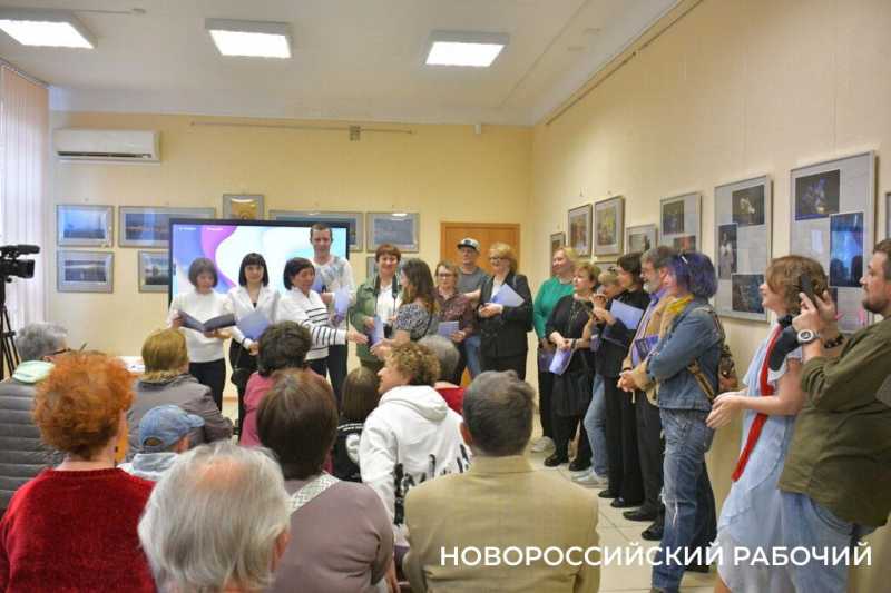 Никакого ИИ и любимые рыжие котики. Новороссийские фотохудожники приглашают на выставку