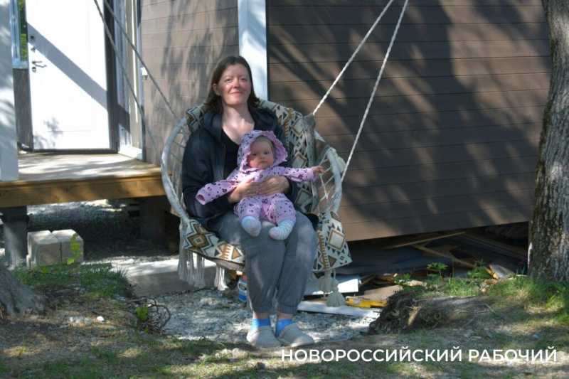 Новороссийские дачники не могут оторваться от грядок. А завтра на работу!