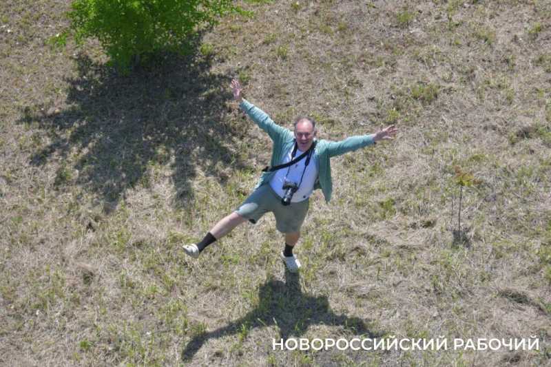 Новороссийские дачники не могут оторваться от грядок. А завтра на работу!