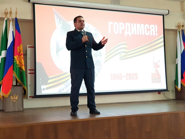 Новороссийские таможенники приняли участие в Фестивале военной песни, посвященном 80-летию Победы в Великой Отечественной войне