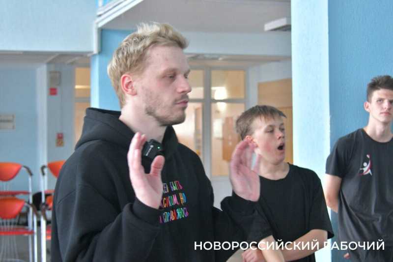 Новороссийских детей учили драться. Драка – это мастерство?