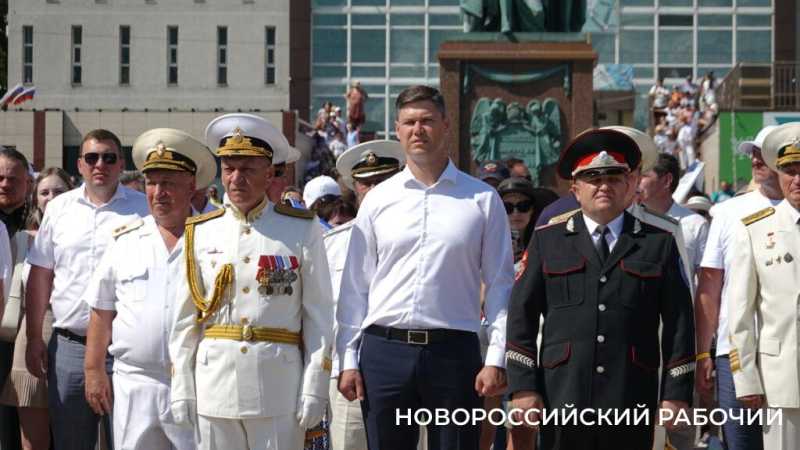 Новороссийский депутат в Госдуме Сергей Алтухов награжден орденом Дружбы
