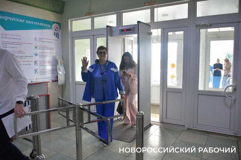 «Новороссийский рабочий» отметил 105 лет и готов работать еще столько же! Фоторепортаж «НР»