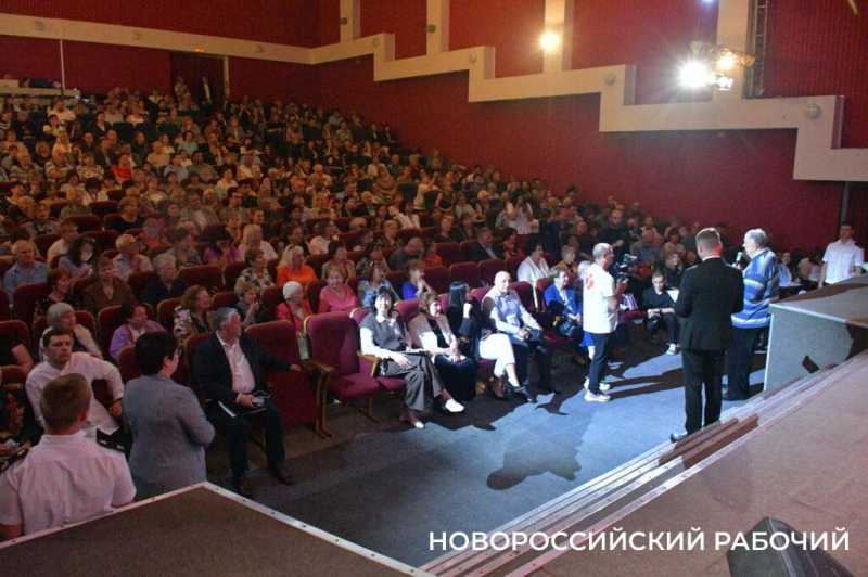 «Новороссийский рабочий» отметил 105 лет и готов работать еще столько же! Фоторепортаж «НР»