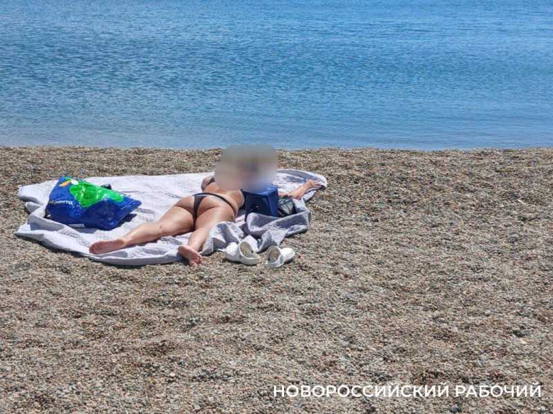 Пляж Мысхако в Новороссийске хорош пока только для воздушных ванн