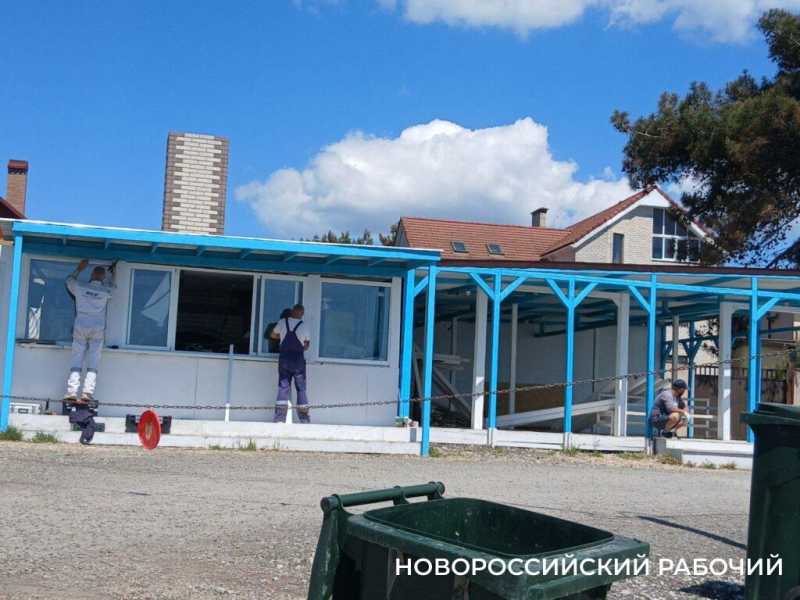 Пляж Мысхако в Новороссийске хорош пока только для воздушных ванн