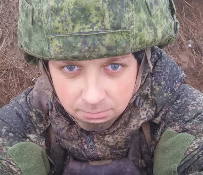Погибший на СВО новороссиец Павел Янковский делал уникальные ледовые скульптуры, писал портреты и пейзажи
