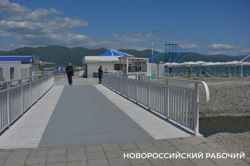 Погода бы не подвела… Пляжи на косе в Новороссийске уже ждут не дождутся!