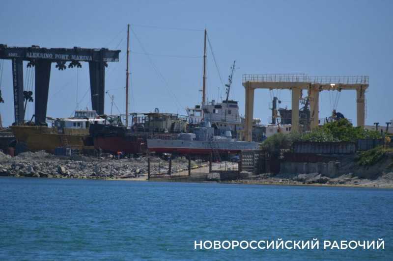 Погода бы не подвела… Пляжи на косе в Новороссийске уже ждут не дождутся!