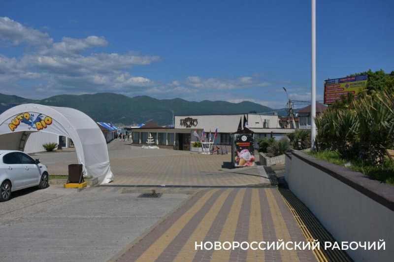 Погода бы не подвела… Пляжи на косе в Новороссийске уже ждут не дождутся!