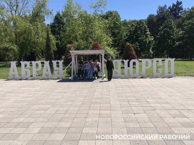 В Абрау-Дюрсо могут появиться перехватывающие парковки и новая дорога