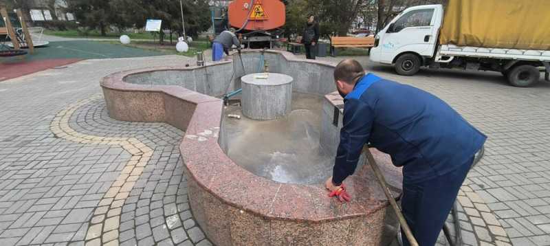 В Новороссийске дворниками подрабатывают даже жены моряков