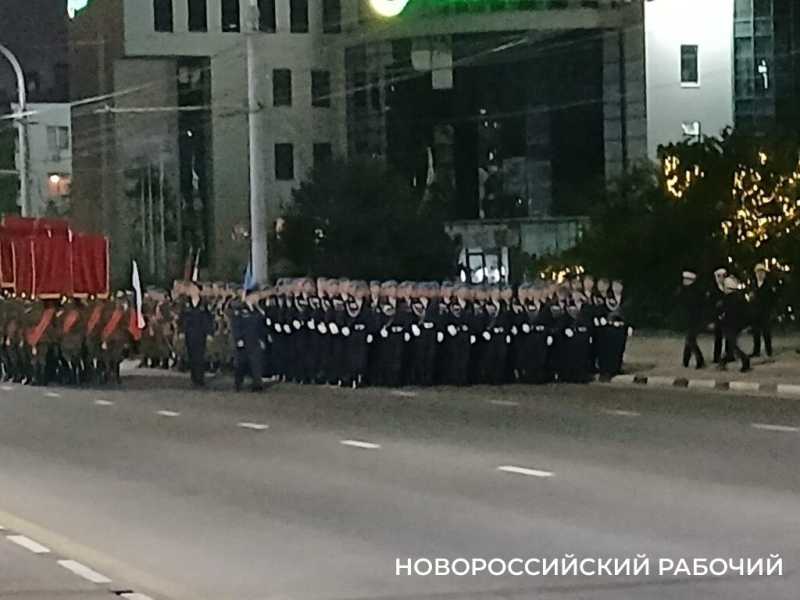 В Новороссийске состоялась репетиция Парада Победы