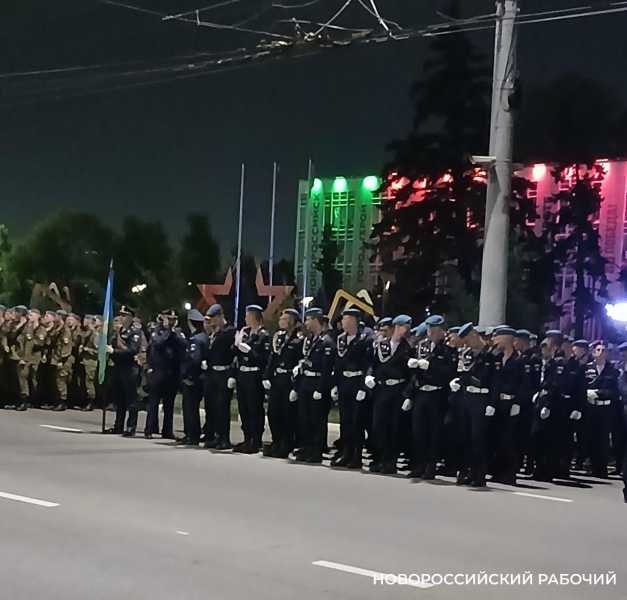 В Новороссийске состоялась репетиция Парада Победы