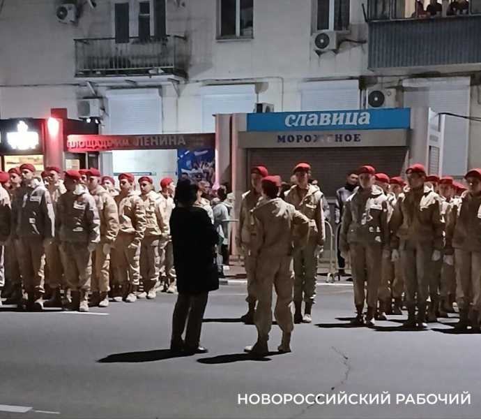 В Новороссийске состоялась репетиция Парада Победы