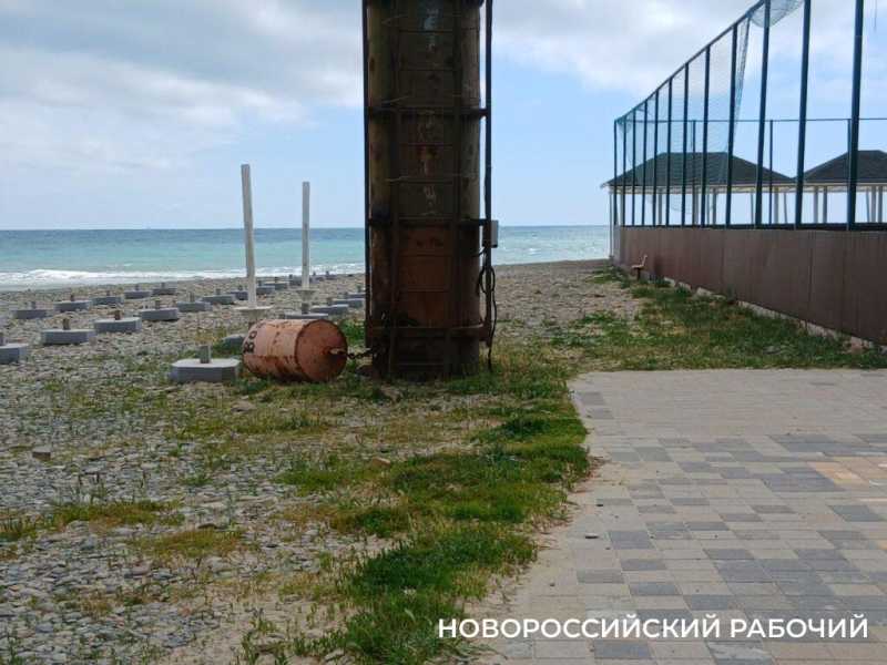 В Новороссийске заработает новый старый пляж со скульптурами … пионеров