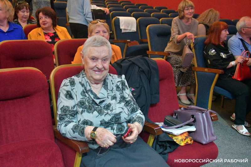 «Было щемяще трогательно»… Ради читателей «Новороссийского рабочего» хочется чаще отмечать юбилеи!