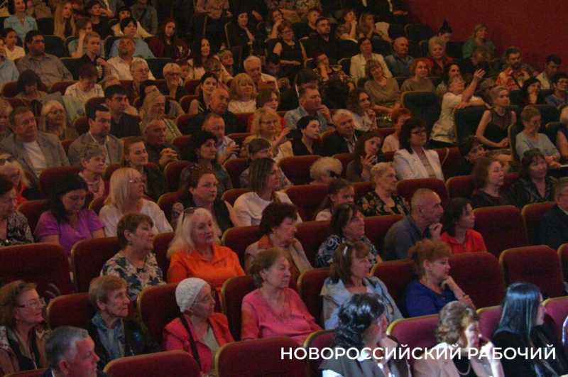 «Было щемяще трогательно»… Ради читателей «Новороссийского рабочего» хочется чаще отмечать юбилеи!