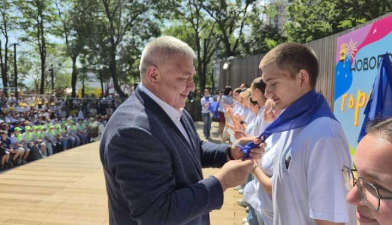 Депутаты городской Думы поздравили юных новороссийцев с Днём защиты детей