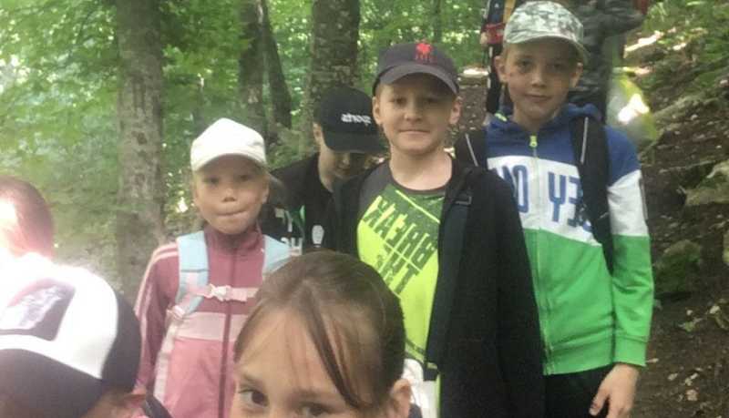 Друга в горы с собой возьми: воспитанники центра казачьей молодежи «Ермак» совершили поход протяженностью 13,5 километра