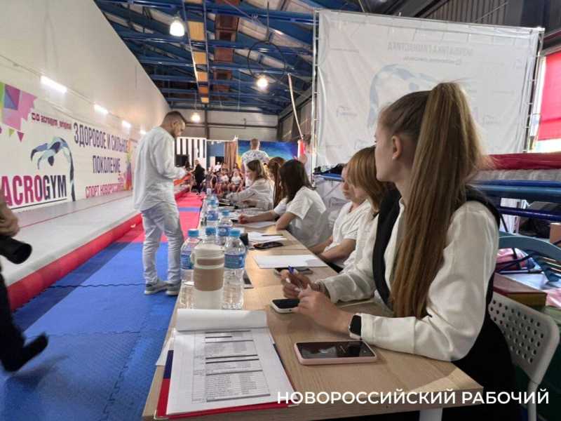 Как акробатов в Новороссийске с детства приучают пить чай