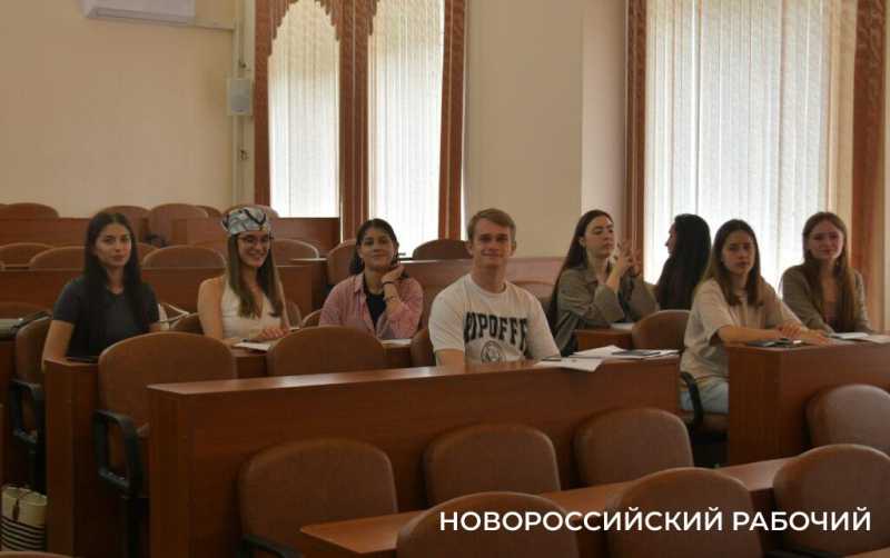 Как в Новороссийске Дворец помогает студентам Политеха и при чем тут «Кошкин дом»